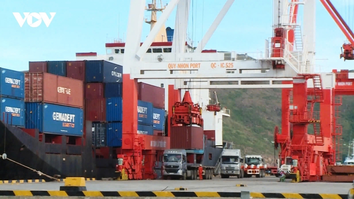 Reforming growth model is a must for Vietnam to avoid middle-income trap